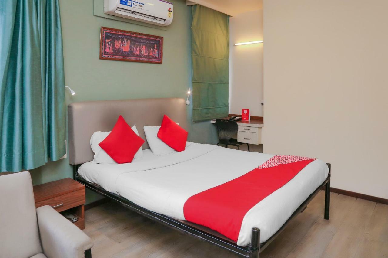 Oyo 6429 Hotel Pearl Pune Exterior photo
